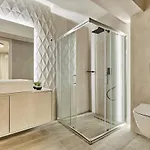 Galadriel Apartment *