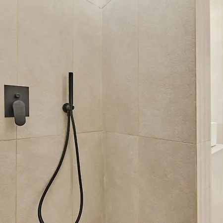 Galadriel דירה Kato Yerakarion